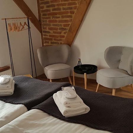Miodosytnia Hotel Chwarszczany ภายนอก รูปภาพ
