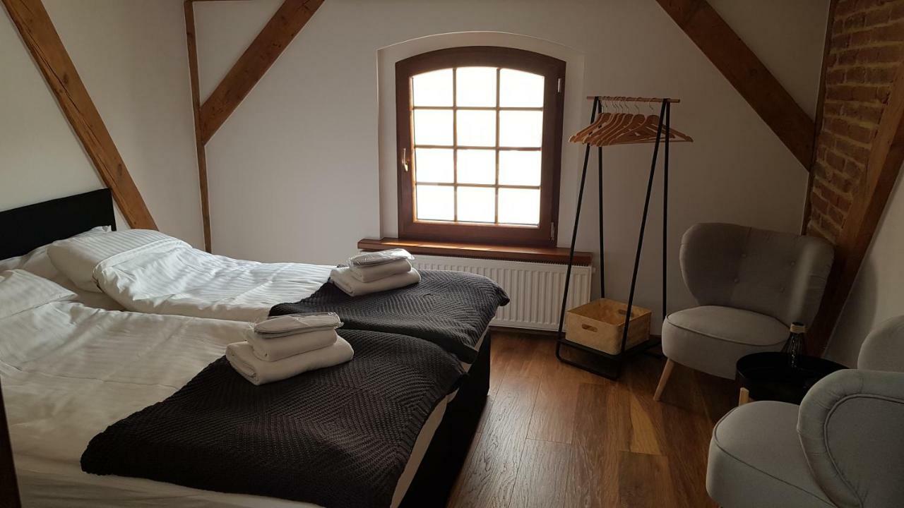 Miodosytnia Hotel Chwarszczany ภายนอก รูปภาพ